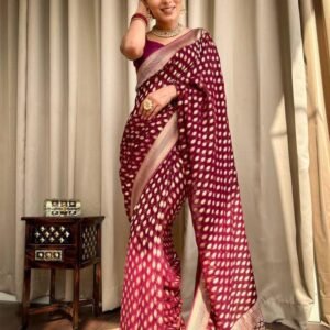 112_efa3a8f7-092c-4ef9-80dd-ee205f93b426-1.jpg Beautiful Maroon Color Banarasi Jacquard Weaving Saree